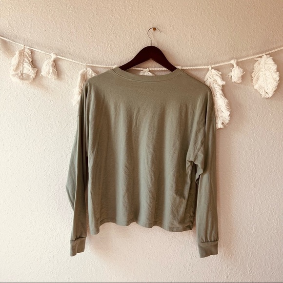 Modern Lux | Embroidered Cropped Long Sleeve T-Shirt - Picture 2 of 4